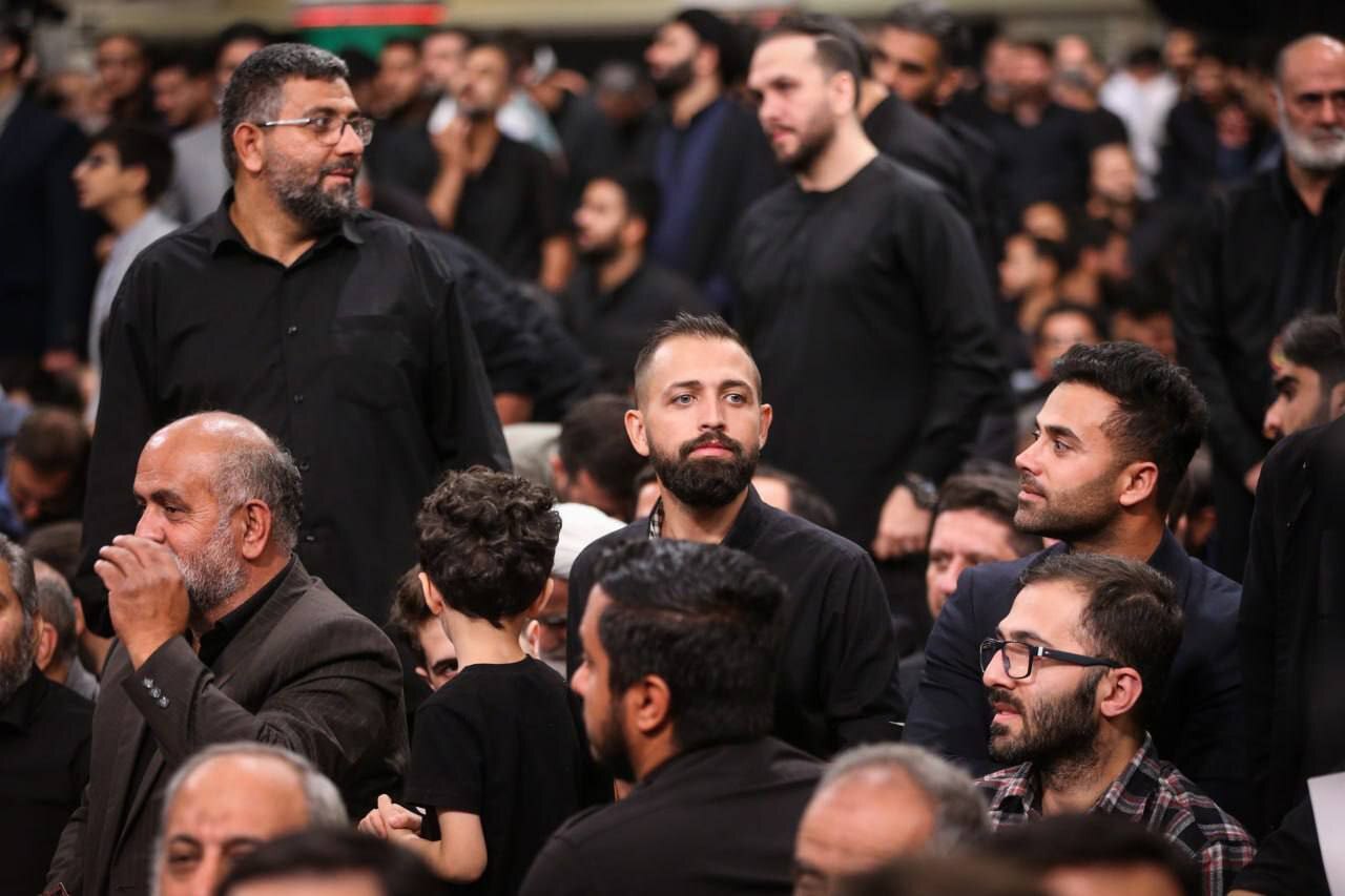 تصویر محسن افشانی در دیدار با رهبری پر بازدید شد