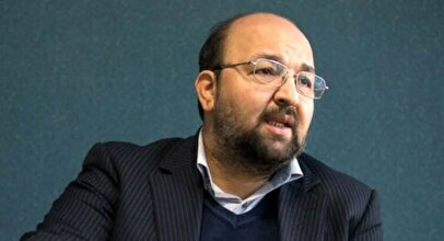 سخنگوی جبهه اصلاحات ایران خطاب به ائمه جمعه: کشتی را سوراخ نکنید!