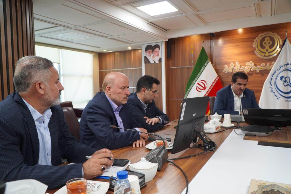 نقش‌آفرینی مستمر بانک رفاه کارگران در حمایت از حوزه سلامت استان فارس