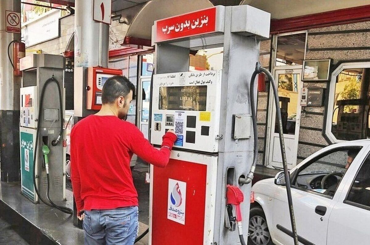 قیمت بنزین تغییر می‌کند؟ / قیمت‌گذاری بنزین به دست بخش خصوصی افتاد