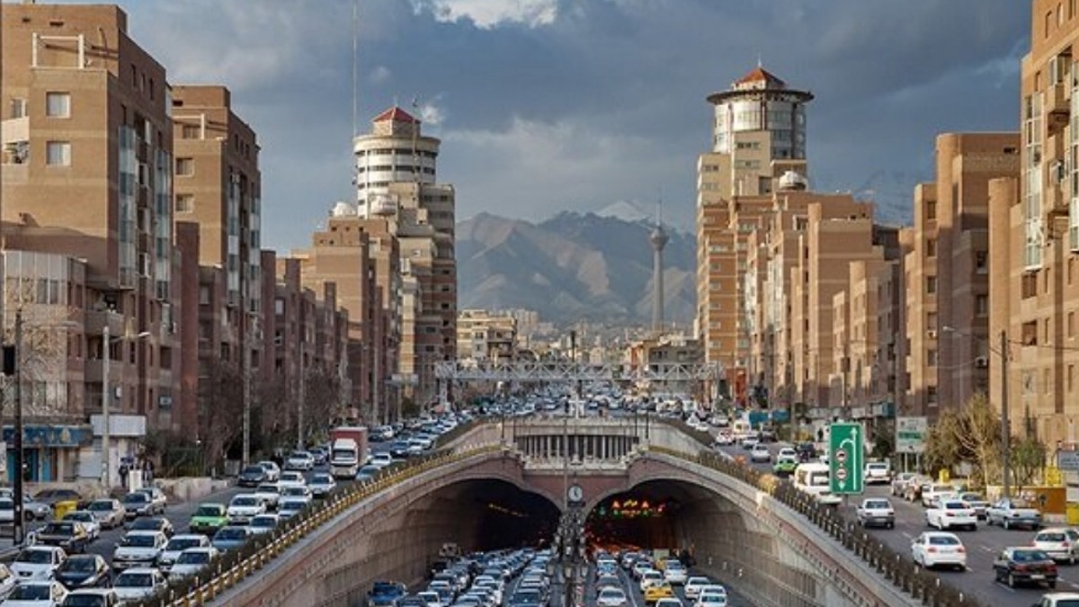 وضعیت ترافیک صبحگاهی در معابر و بزرگراههای تهران وضعیت ترافیک صبحگاهی در معابر و بزرگراههای تهران