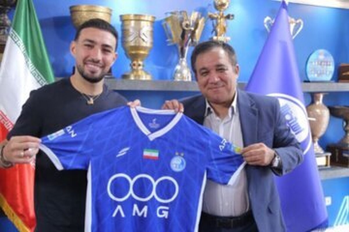 کری‌خوانی ستاره جدید استقلال برای پرسپولیسی‌ها + عکس