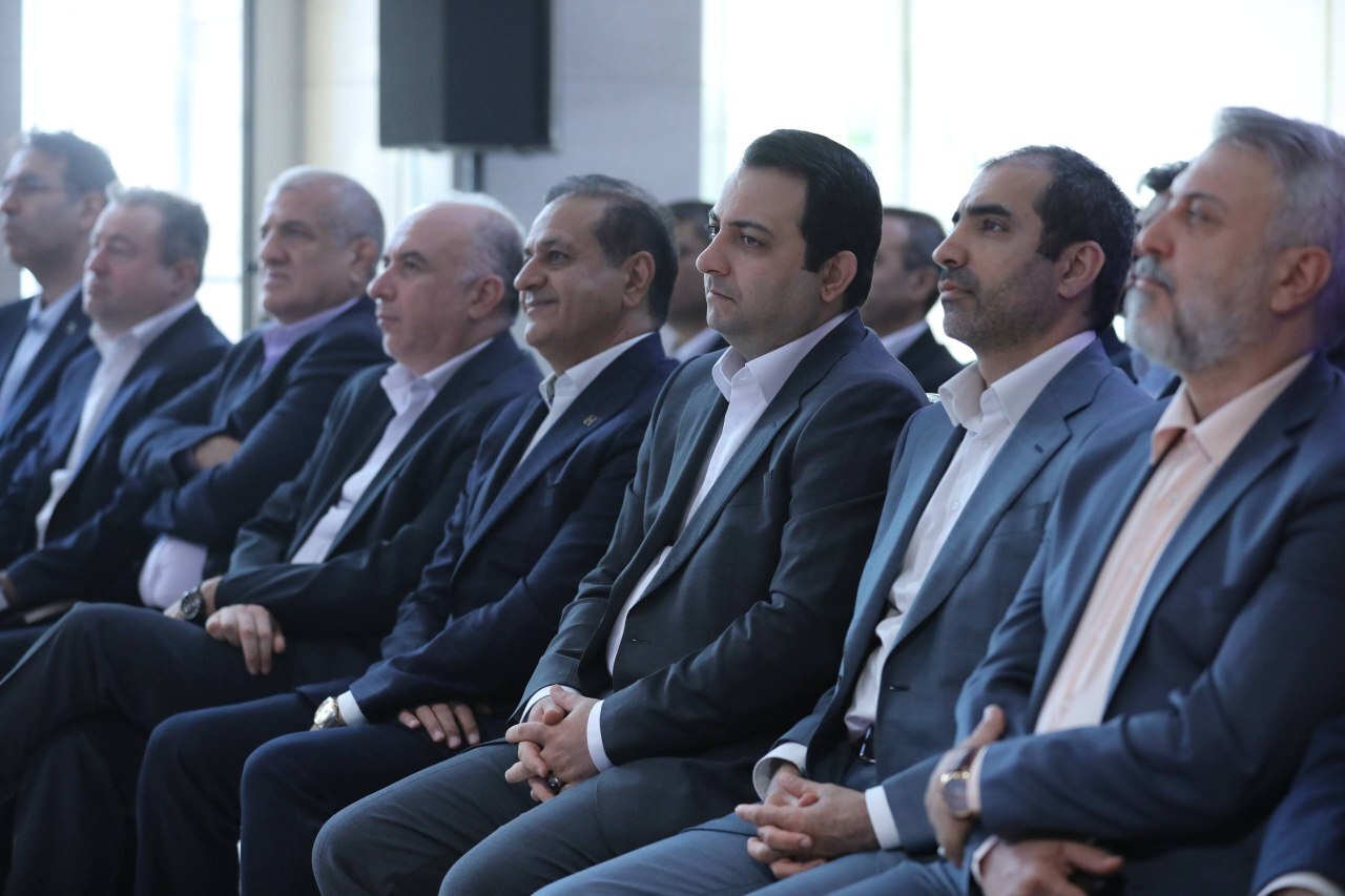 آیین بزرگداشت آغاز 74مین سال فعالیت بانک صادرات ایران برگزار شد/ ​محسن سیفی: بانک صادرات ایران در مسیر دستیابی به جایگاه شایسته در نظام بانکی ثابت‌ قدم است