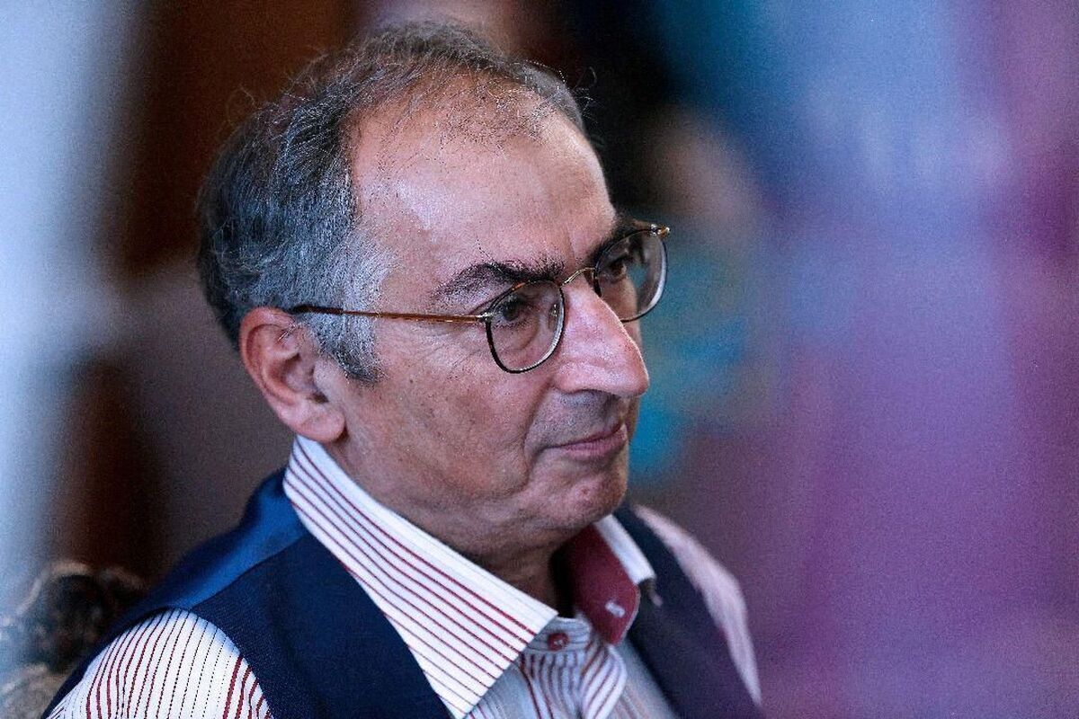 خاطره جالب صادق زیباکلام از انگلیسی‌ها