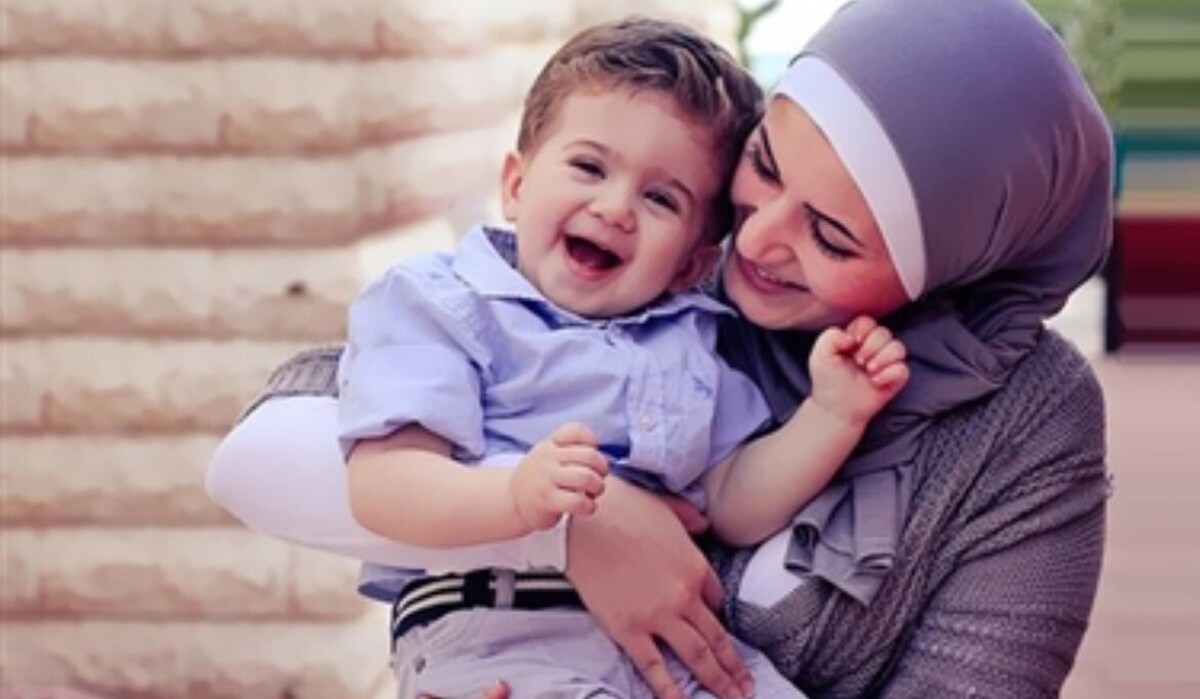 دستور پزشکیان برای پرداخت یارانه جدید مادران / از این تاریخ مادران ماهانه ۲.۰۰۰.۰۰۰ تومان یارانه می‌گیرند