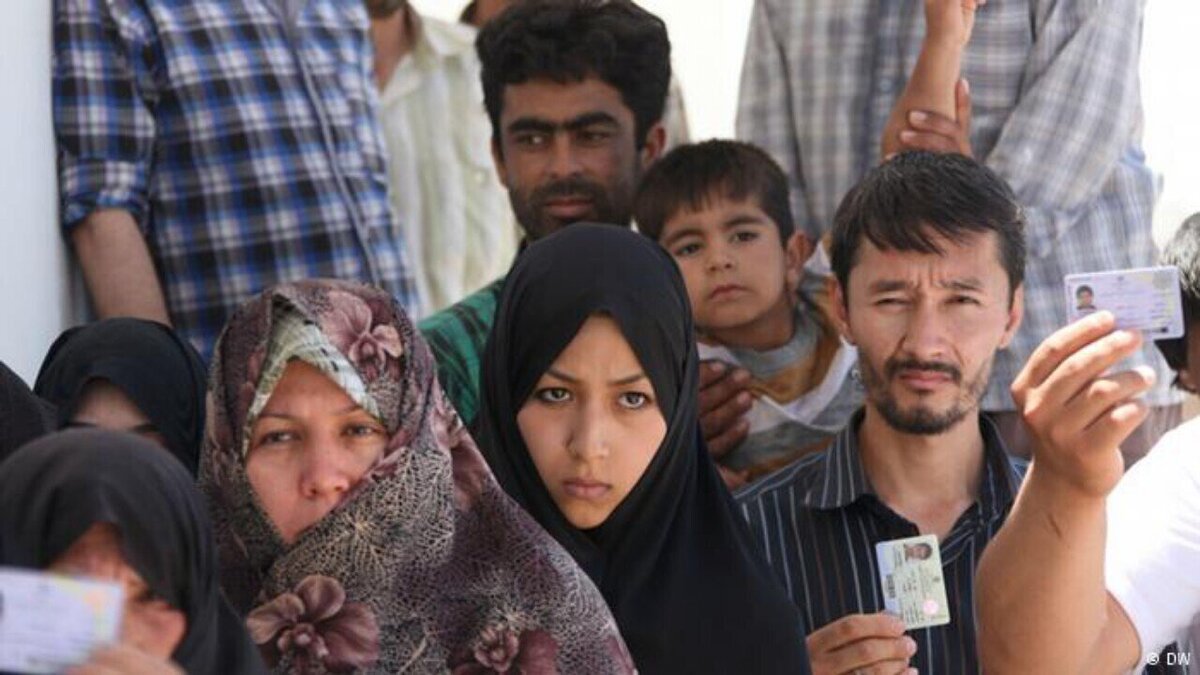 بازگشت دوباره افغانها/ شرط جذب نیروی کار افغانستانی در ایران اعلام شد بازگشت دوباره افغانها/ شرط جذب نیروی کار افغانستانی در ایران اعلام شد