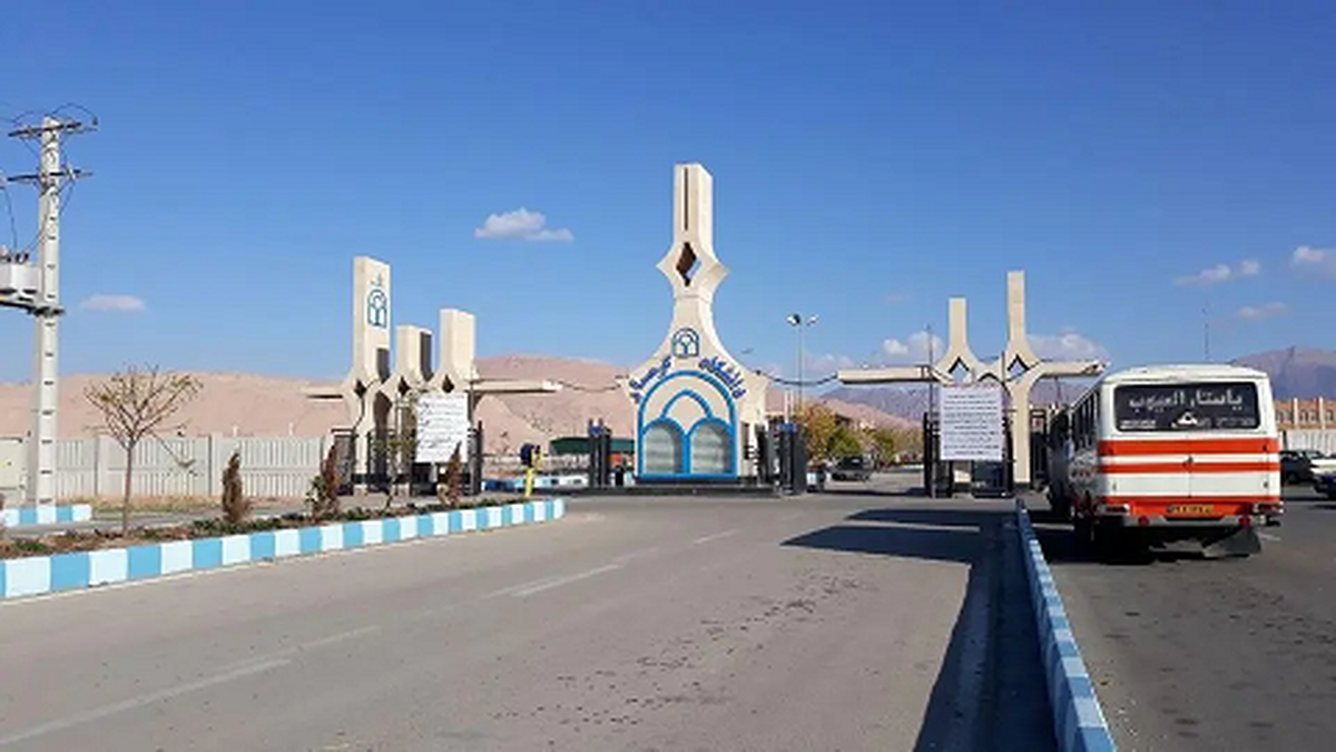 راننده اتوبوس دانشجویان را کتک زد! + فیلم