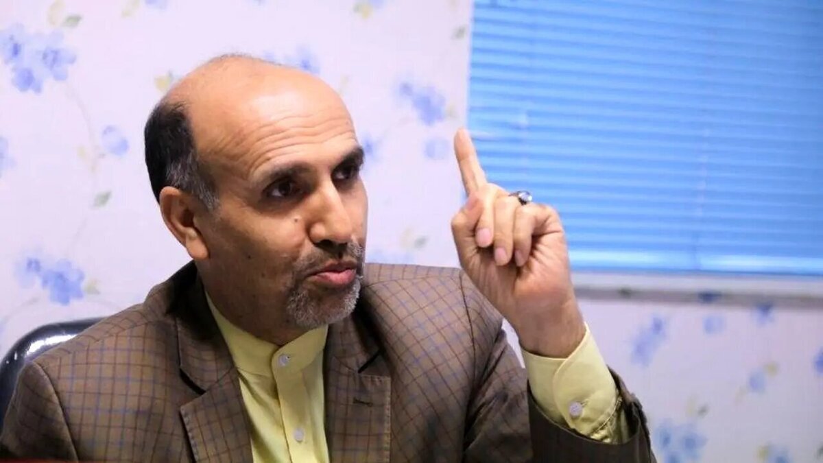 یک اقتصاددان هشدار داد/ چگونه مکانیسم ماشه معیشت مردم را زیر و رو میکند؟ یک اقتصاددان هشدار داد/ چگونه مکانیسم ماشه معیشت مردم را زیر و رو میکند؟