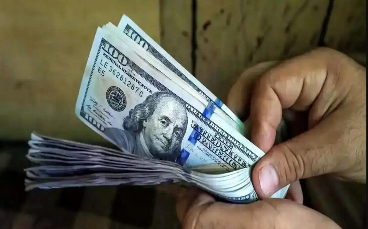 قیمت دلار بازار آزاد امروز یکشنبه ۳۰ شهریور ۱۴۰۴ / دلار ۱۱ هزارتومان گران شد!