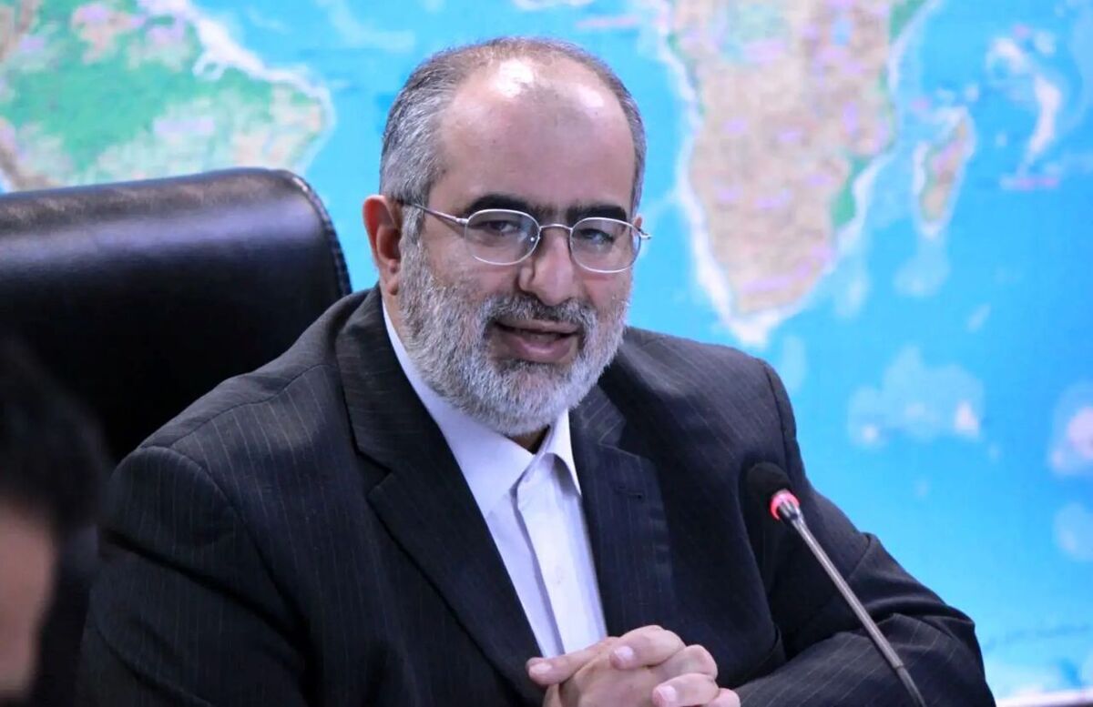 واکنش آشنا به نامه ۷۱ نماینده به سران قوا درباره سلاح هسته‌ای