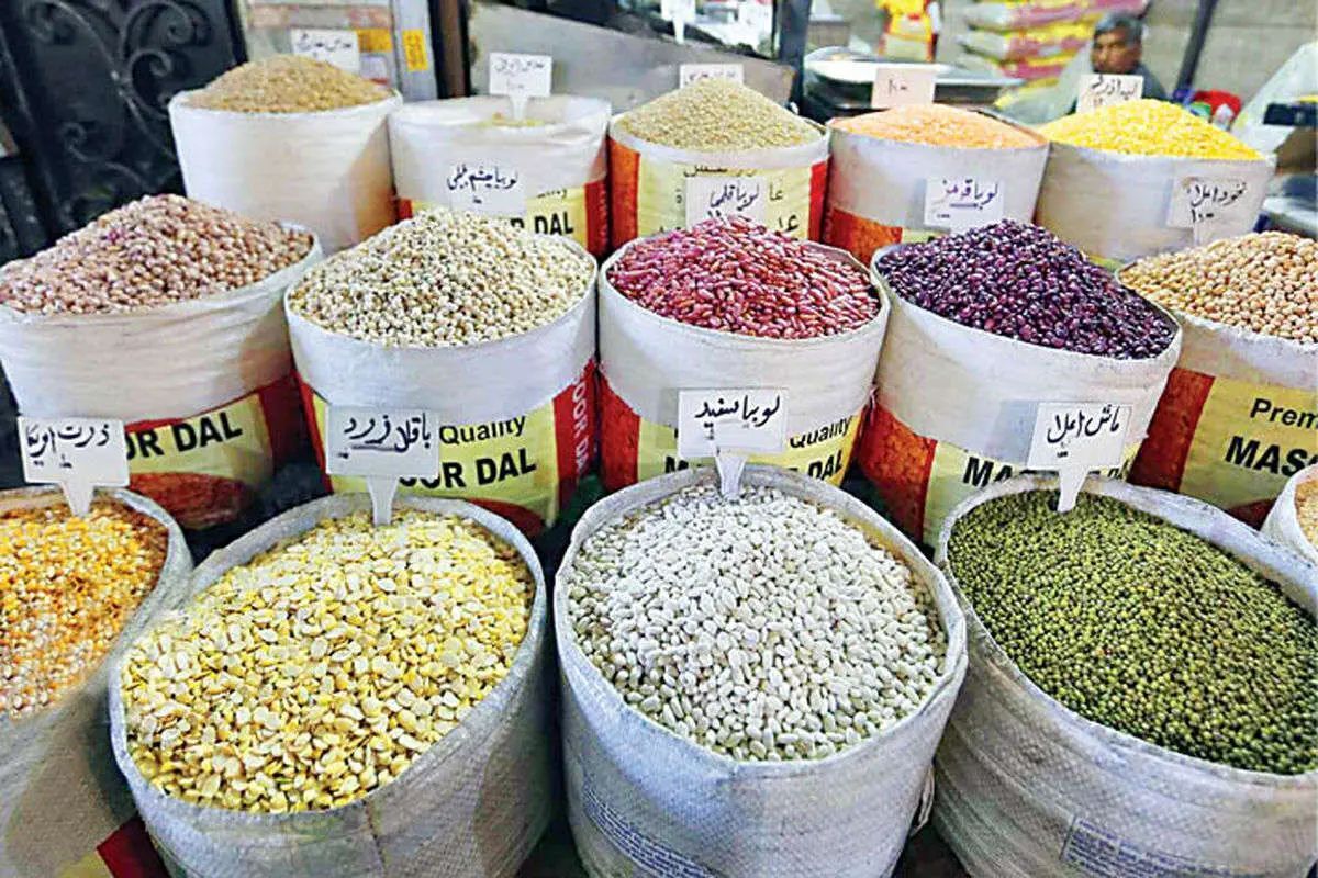 سقوط آزاد قیمت حبوبات در شهریور ۱۴۰۴ / قیمت لوبیا چیتی چقدر ارزان شد؟ سقوط آزاد قیمت حبوبات در شهریور ۱۴۰۴ / قیمت لوبیا چیتی چقدر ارزان شد؟