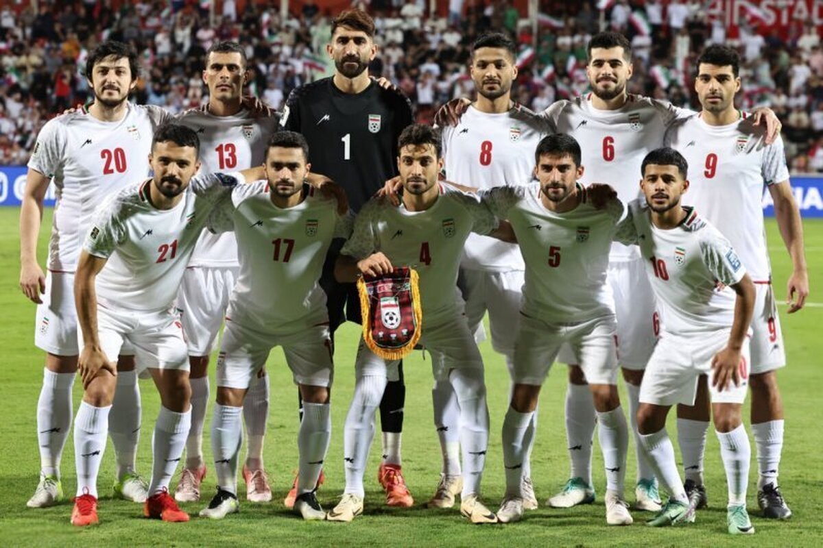 سلام نظامی بازیکنان تیم ملی پیش از دیدار با افغانستان+ فیلم