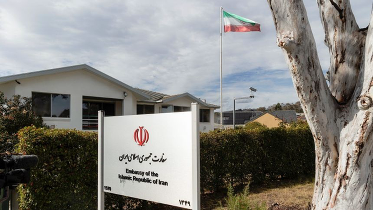 وزیر دولت استرالیا: ارتباط با تهران ضروری است وزیر دولت استرالیا: ارتباط با تهران ضروری است