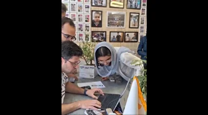 واقعیت عجیب درباره آترینا فرحمند؛ رتبه یک کنکور تجربی / ۸۸۵ استاد برای موفقیت در کنکور!