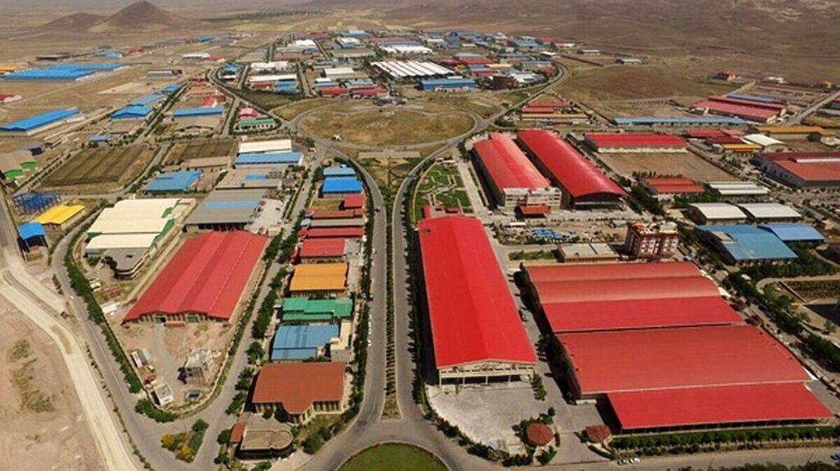 تصویب یک قانون جدید برای فعالیت واحدهای تولیدی تصویب یک قانون جدید برای فعالیت واحدهای تولیدی