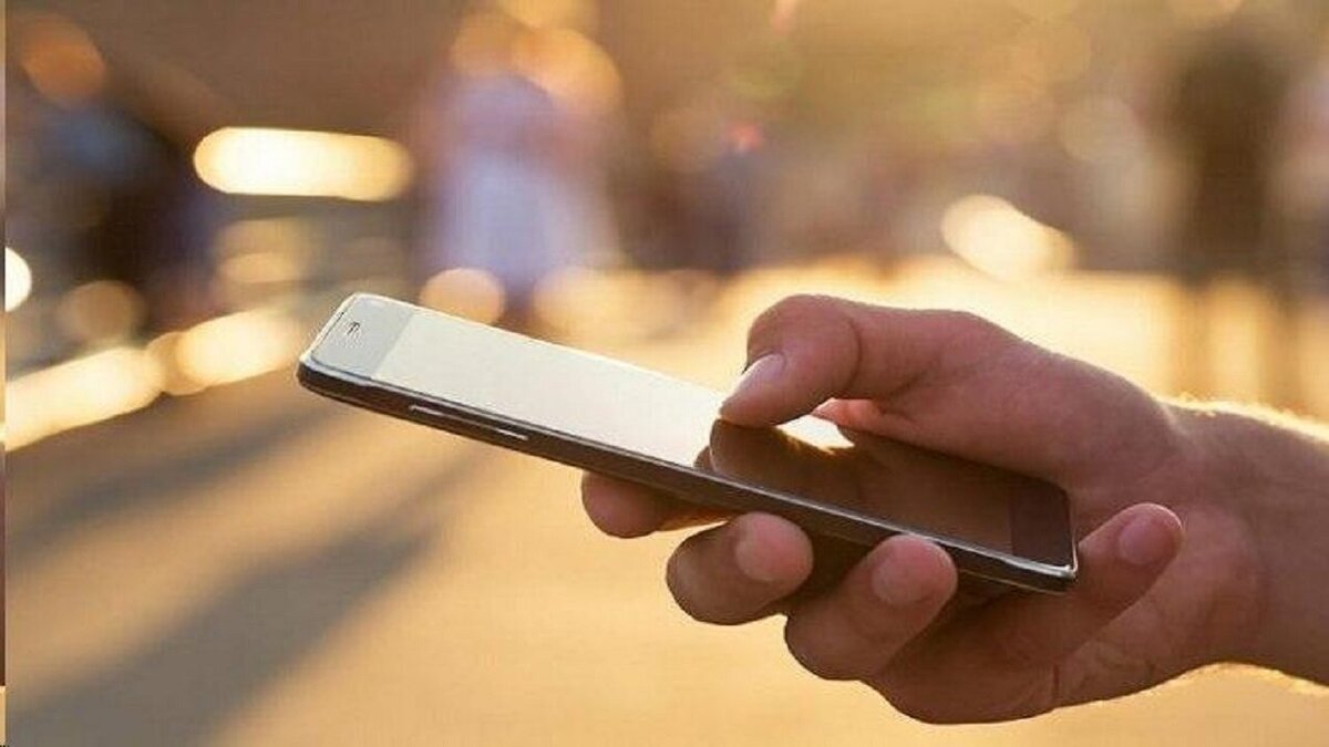 خبر مهم برای متقاضیان رجیستری تلفن همراه/ اقدام مهم گمرک برای مقابله با تخلفات+ عکس