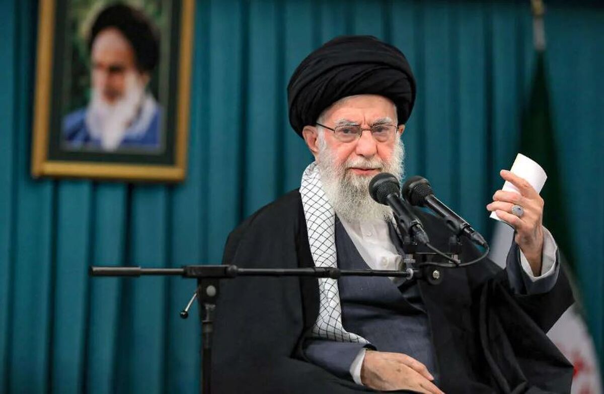 رهبر انقلاب: وانمود میکنند اتحاد برای روزهای جنگ بود، این غلط محض است رهبر انقلاب: وانمود میکنند اتحاد برای روزهای جنگ بود، این غلط محض است