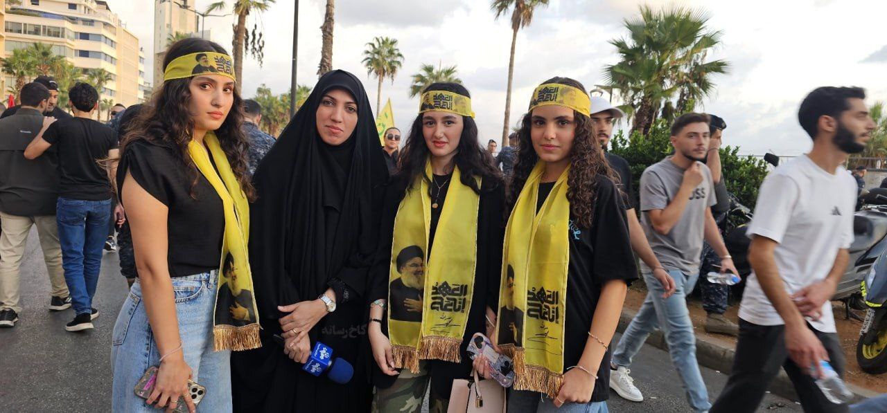 عکس پربازدید از آمنه سادات ذبیح‌پور با دختران تینیجر لبنانی!