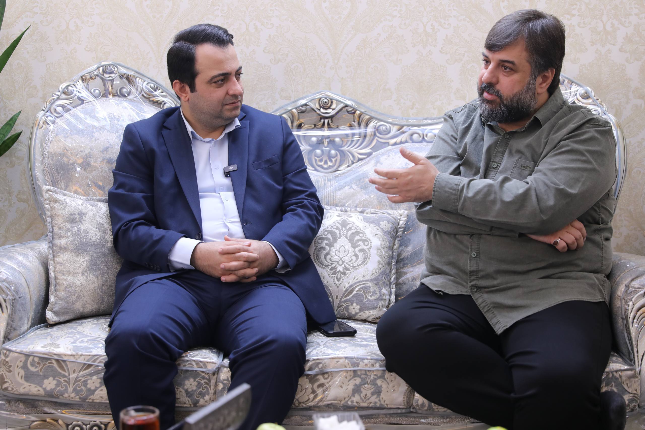 بانک صادرات ایران با تقدیم ۹۶ شهید نماد ایستادگی در کنار مردم است / آغاز افتخارآمیز تدوین تاریخ شفاهی شهدای بانک صادرات ایران