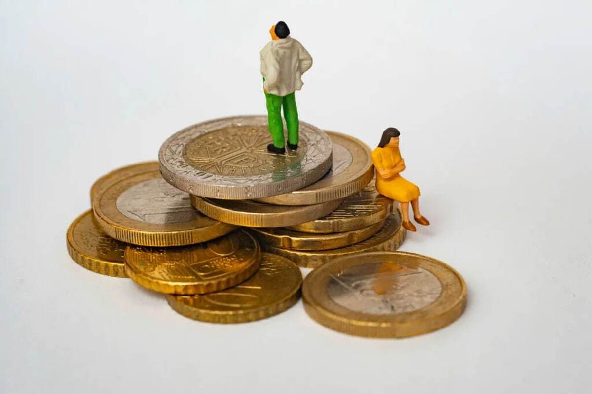 قانون جهیزیه ۱۴۰۴ / طبق قانون تهیه جهیزیه بر عهده کیست؟
