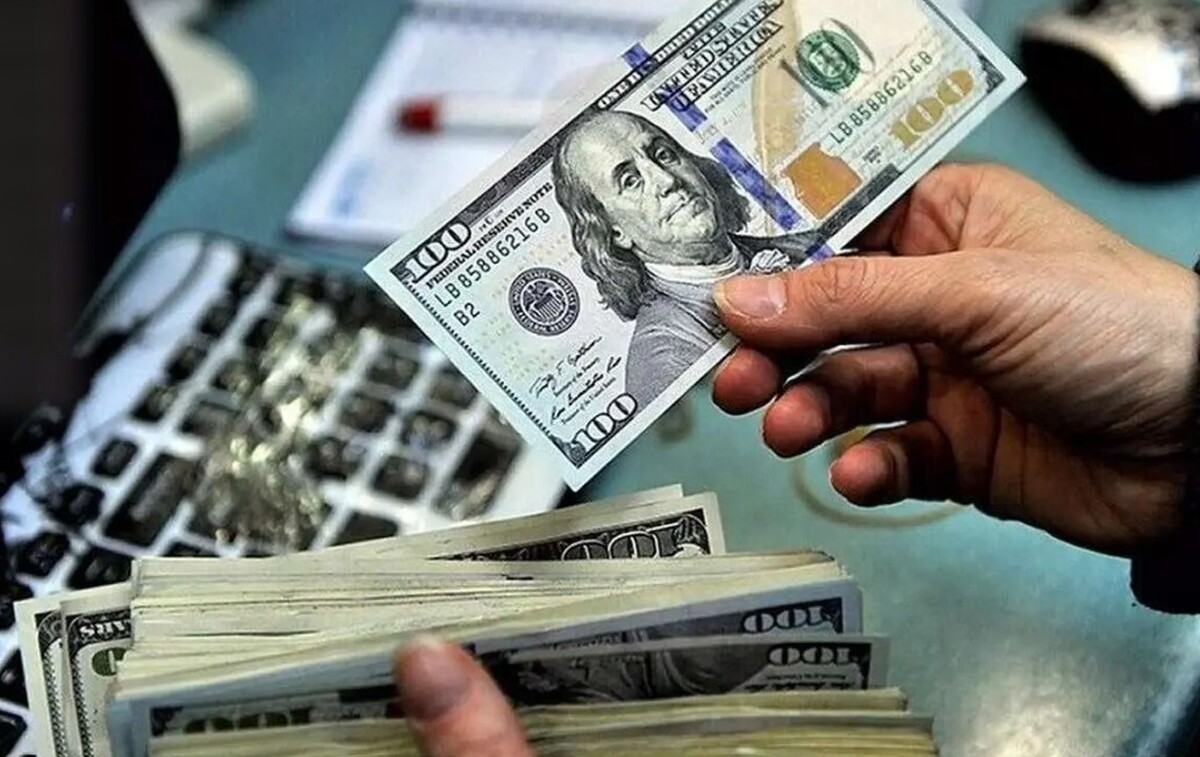 افزایش ناگهانی قیمت دلار، یورو و پوند امروز ۱۵ مهر ۱۴۰۴ / قیمت دلار بازار آزاد ۱۰ هزار و ۶۳۰ تومان گران شد!