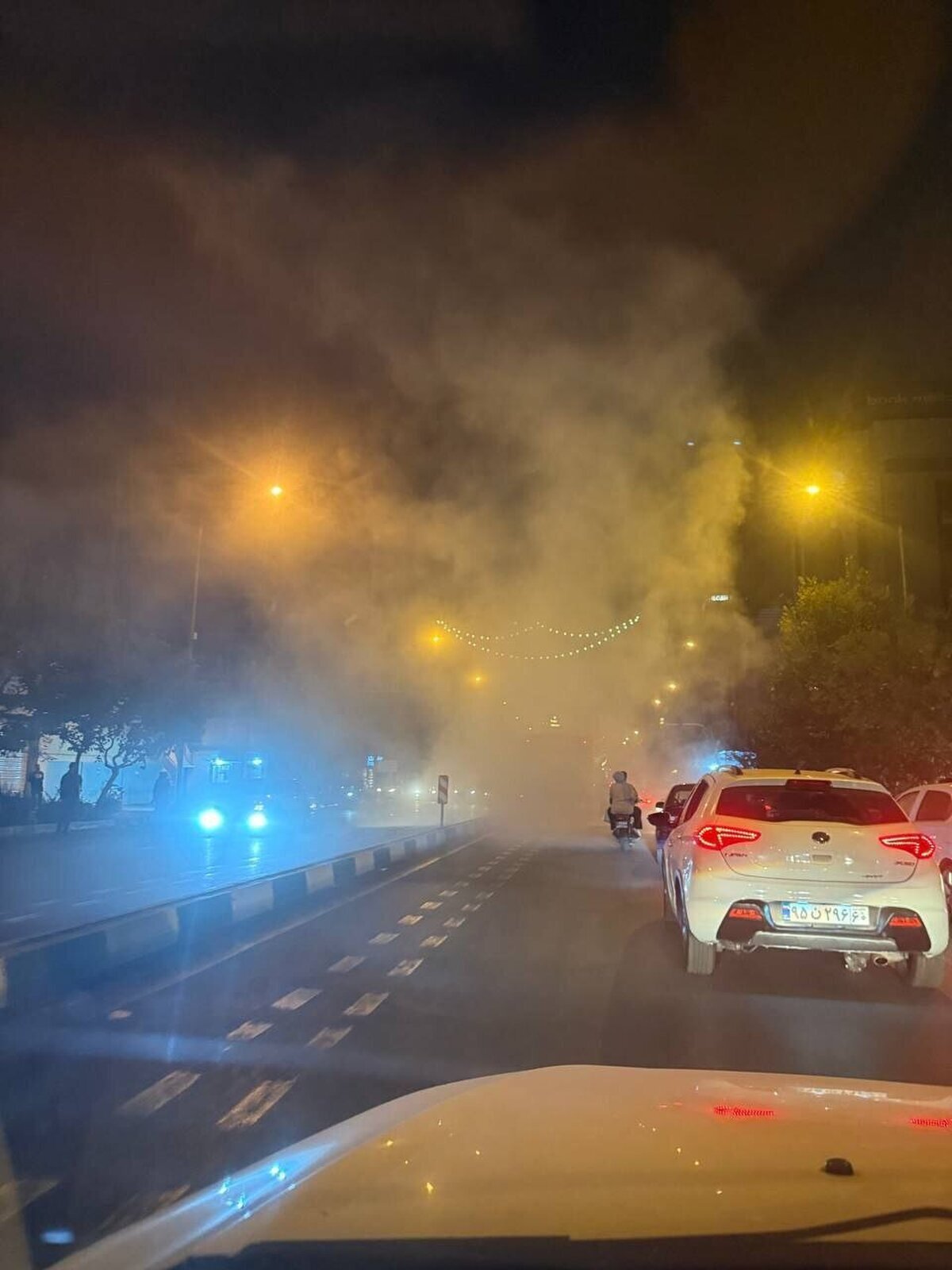 آتش‌گرفتن اتوبوس BRT در پل کالج + تصاویر و جزئیات