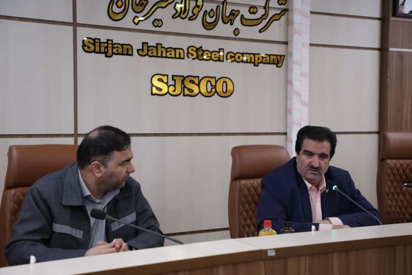بانک رفاه با طیف متنوعی از خدمات در کنار بخش صنعت و معدن کشور ایستاده است