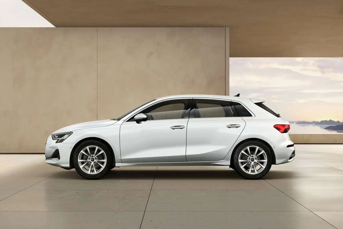 آئودی A3 SPORTBACK در ایران برای جانبازان عرضه شد