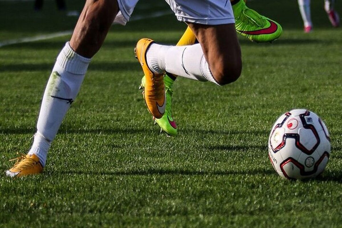 اتفاق عجیب در لیگ برتر فوتبال هرمزگان؛ نزاع دسته جمعی در زمین فوتبال + فیلم اتفاق عجیب در لیگ برتر فوتبال هرمزگان؛ نزاع دسته جمعی در زمین فوتبال + فیلم