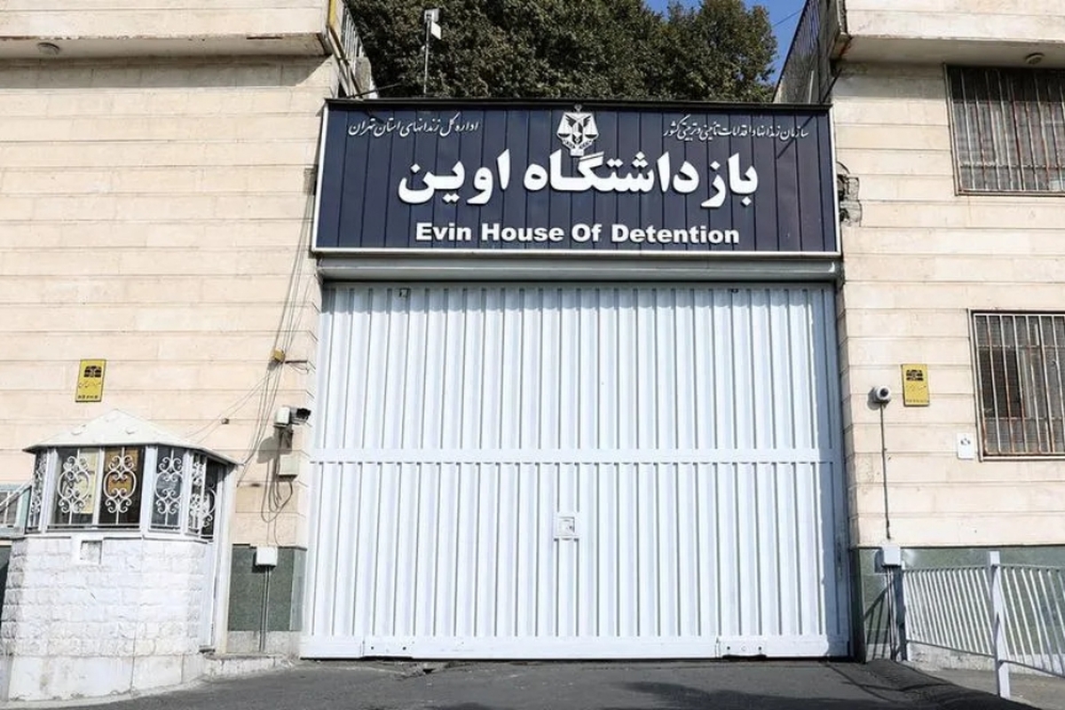 زنان زندانی جرایم امنیتی به اوین منتقل شدند