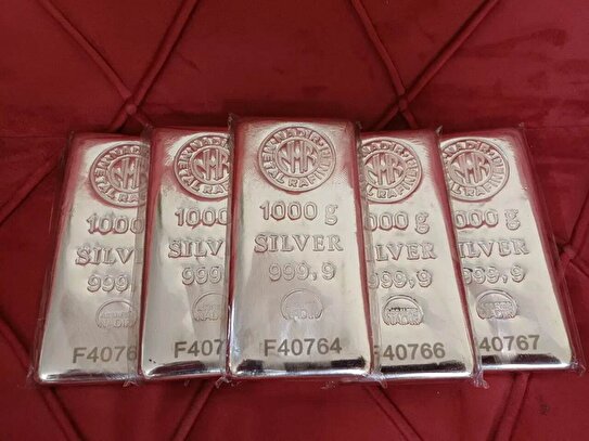 تحلیل گلدمن ساکس: احتمال اصلاح قیمتی شدید در بازار نقره