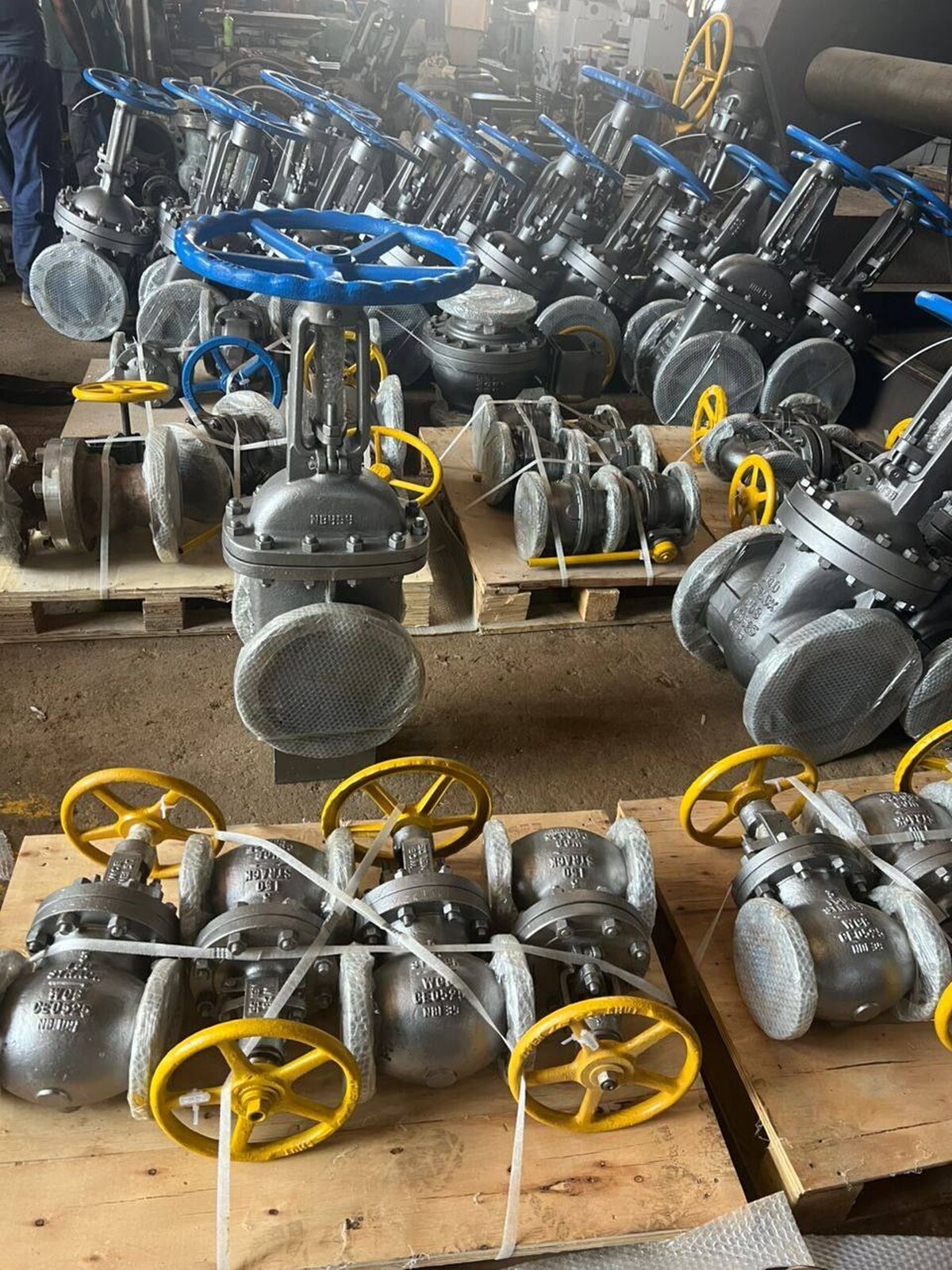 بازسازی و بومیسازی ولوهای فرسوده در پتروشیمی اروند بازسازی و بومیسازی ولوهای فرسوده در پتروشیمی اروند
