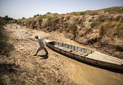تالاب هورالعظیم خشک شد + تصاویر ماهواری