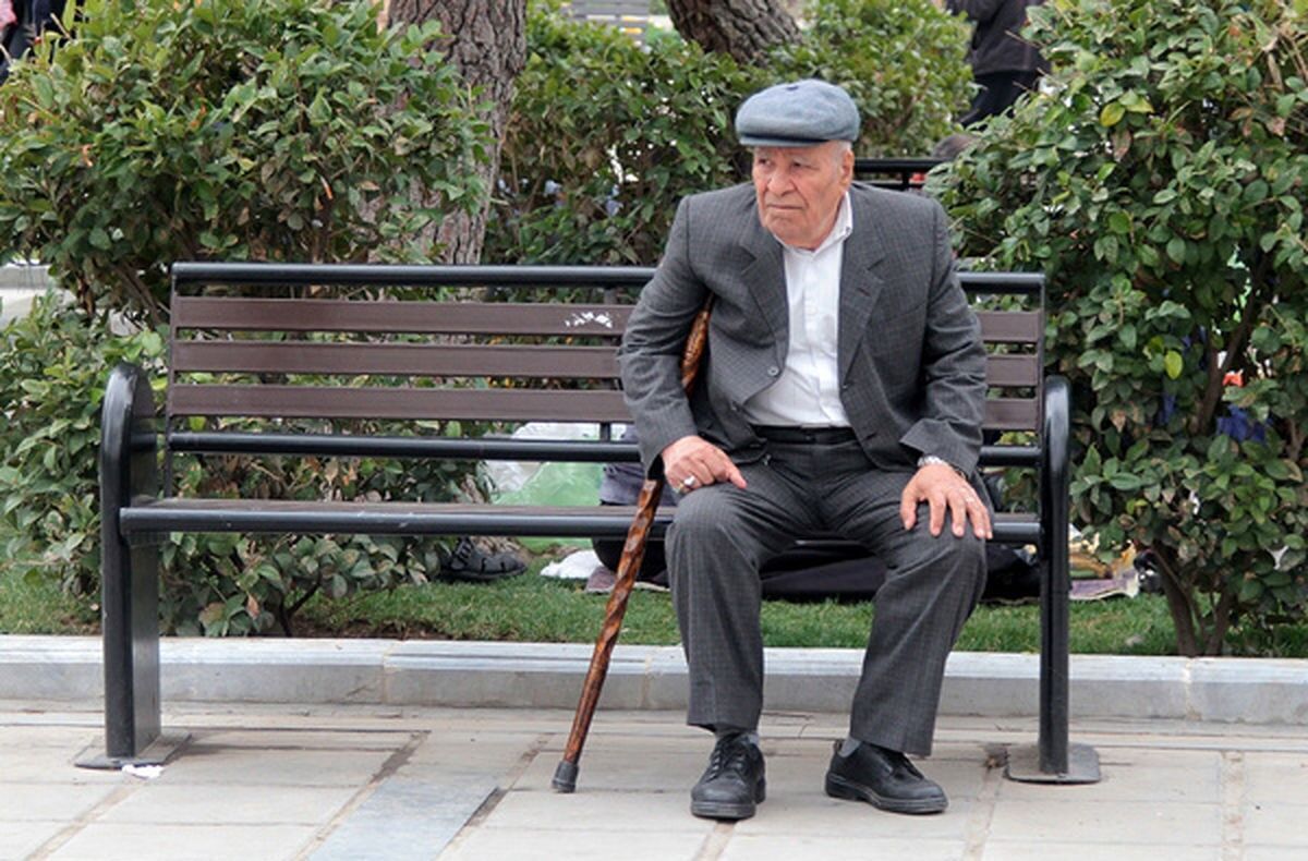 خبر بد برای بازنشستگان / یارانه نقدی این افراد قطع می‌شود