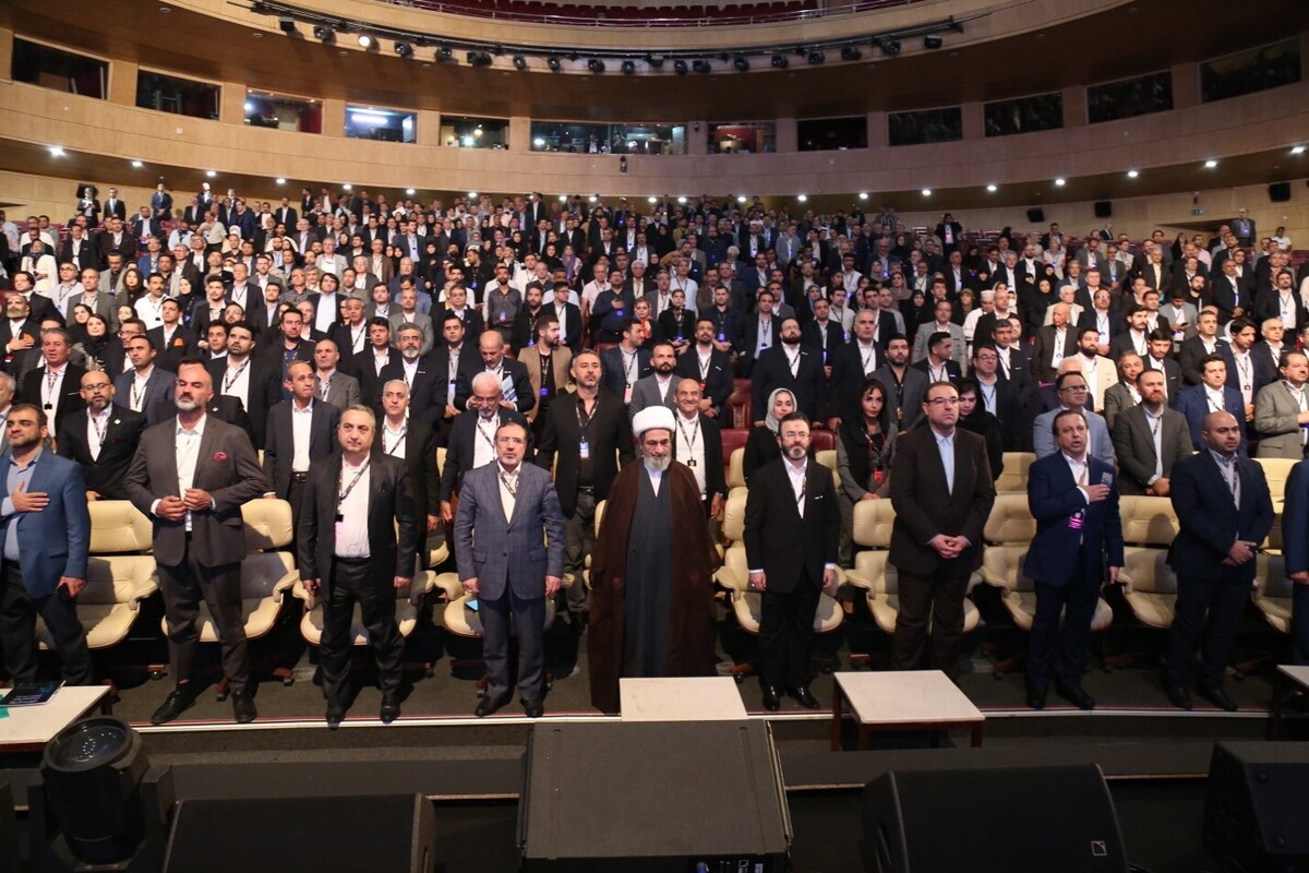 آغاز فصلی تازه در هلدینگ مواد مهندسی مکرر با رونمایی از برند و هویت جدید آغاز فصلی تازه در هلدینگ مواد مهندسی مکرر با رونمایی از برند و هویت جدید
