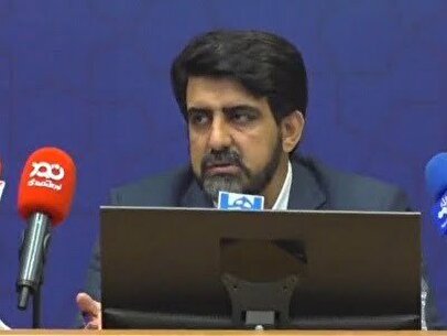 مشاور زاکانی استعفا داد