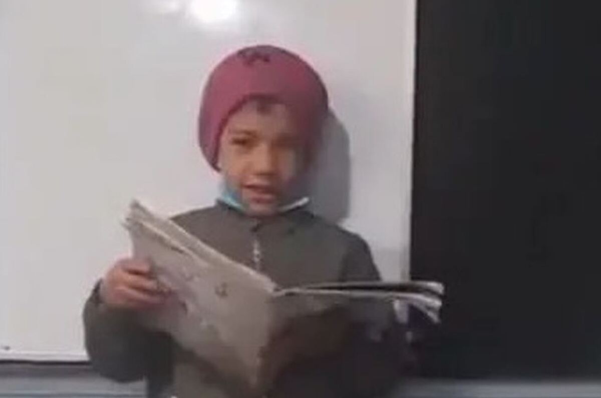 ماجرای اخراج یک معلم بخاطر یک دانشآموز افغان چه بود؟ + فیلم ماجرای اخراج یک معلم بخاطر یک دانشآموز افغان چه بود؟ + فیلم