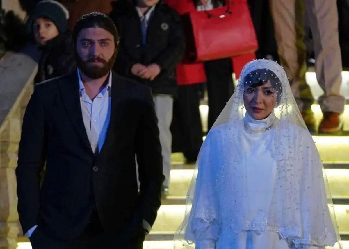 صحبت های جنجالی آقای بازیگر: می‌ترسم دختر‌ها از عشق زیاد مرا جادو کنند+ فیلم