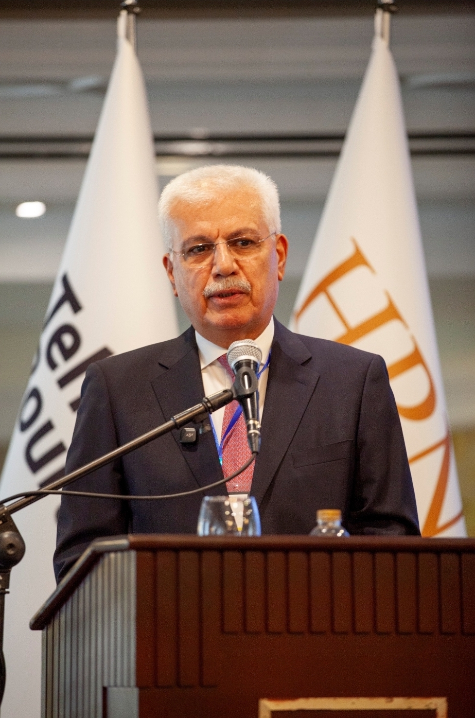 برند «لزور» در ایران رونمایی شد / ورود محصولات تخصصی مراقبت از مو و پوست با فناوری آلمانی برند «لزور» در ایران رونمایی شد / ورود محصولات تخصصی مراقبت از مو و پوست با فناوری آلمانی