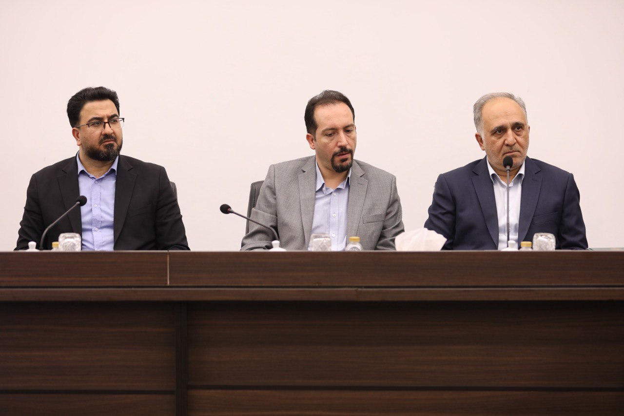 آیین رونمایی از شناسنامه آثار هنری برگزار شد آیین رونمایی از شناسنامه آثار هنری برگزار شد