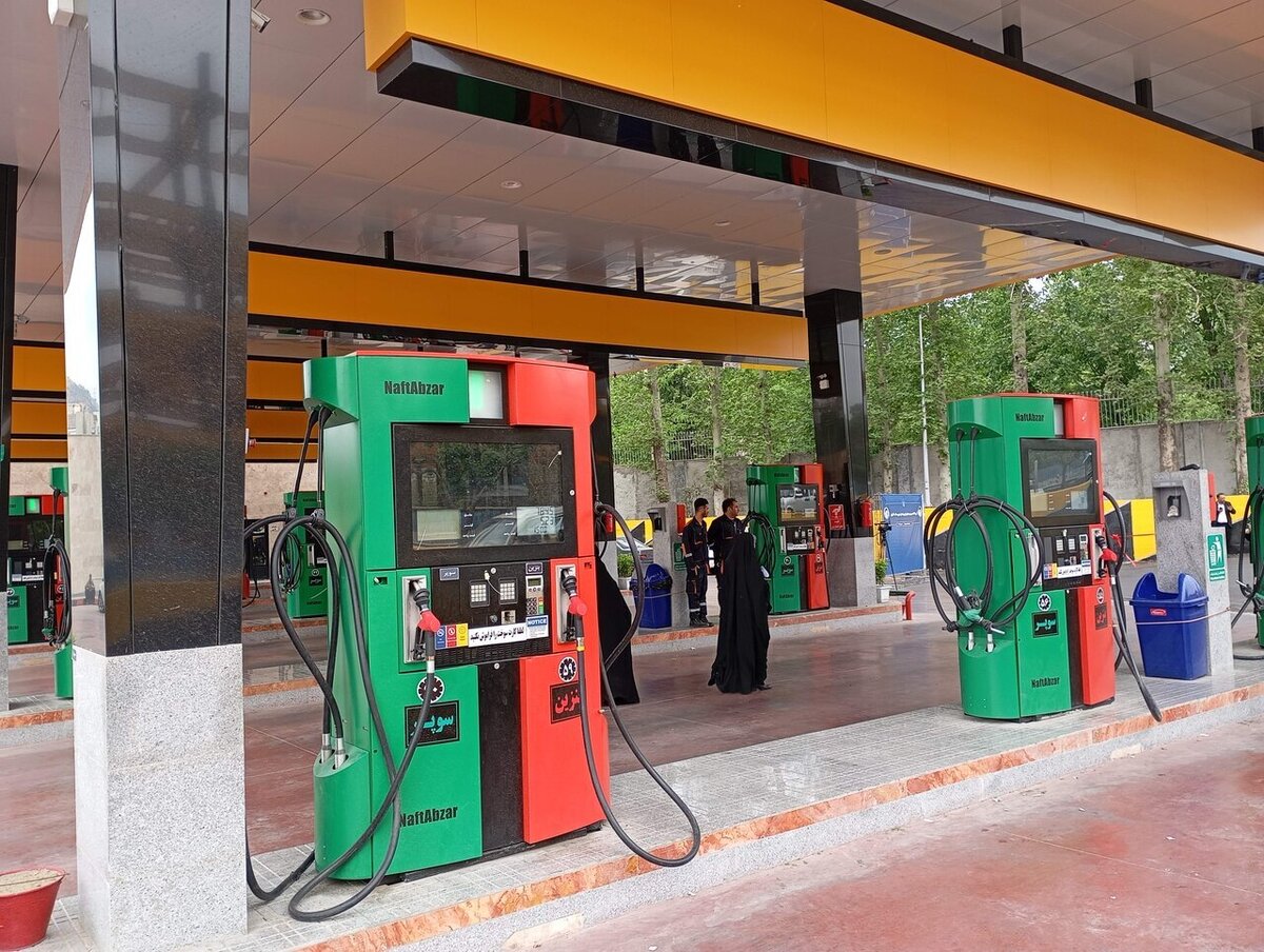 فیلم/ خریداران در دام کلاهبرداری؛ ماجرای مکملهای تقلبی در جایگاههای سوخت چیست؟ فیلم/ خریداران در دام کلاهبرداری؛ ماجرای مکملهای تقلبی در جایگاههای سوخت چیست؟