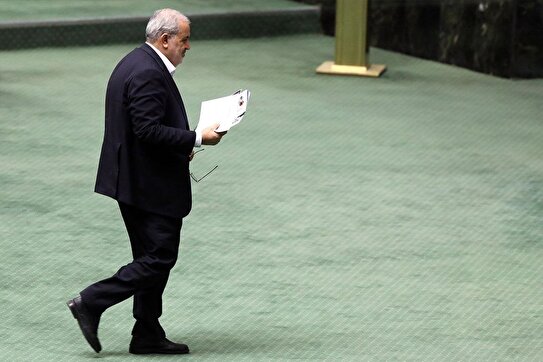 ذوق «وزیر نیرو» از اتمام خاموشی‌ها/ تیغ استیضاح بهارستانی‌ها و اقتصاد برقی که فراموش شده است