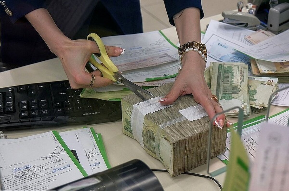 خبر خوش برای کارمندان/ واریز ۱۴ میلیون تومانی آغاز شد خبر خوش برای کارمندان/ واریز ۱۴ میلیون تومانی آغاز شد