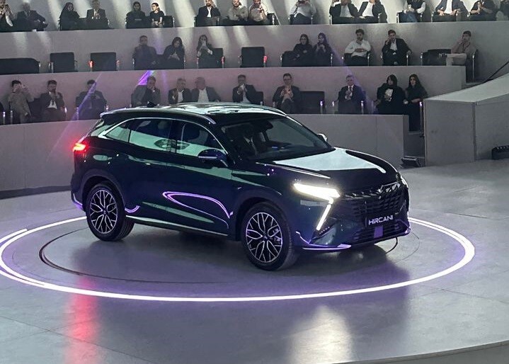 خانواده لاماری بزرگتر میشود؛ نئو و هیرکانی رونمایی شدند خانواده لاماری بزرگتر میشود؛ نئو و هیرکانی رونمایی شدند