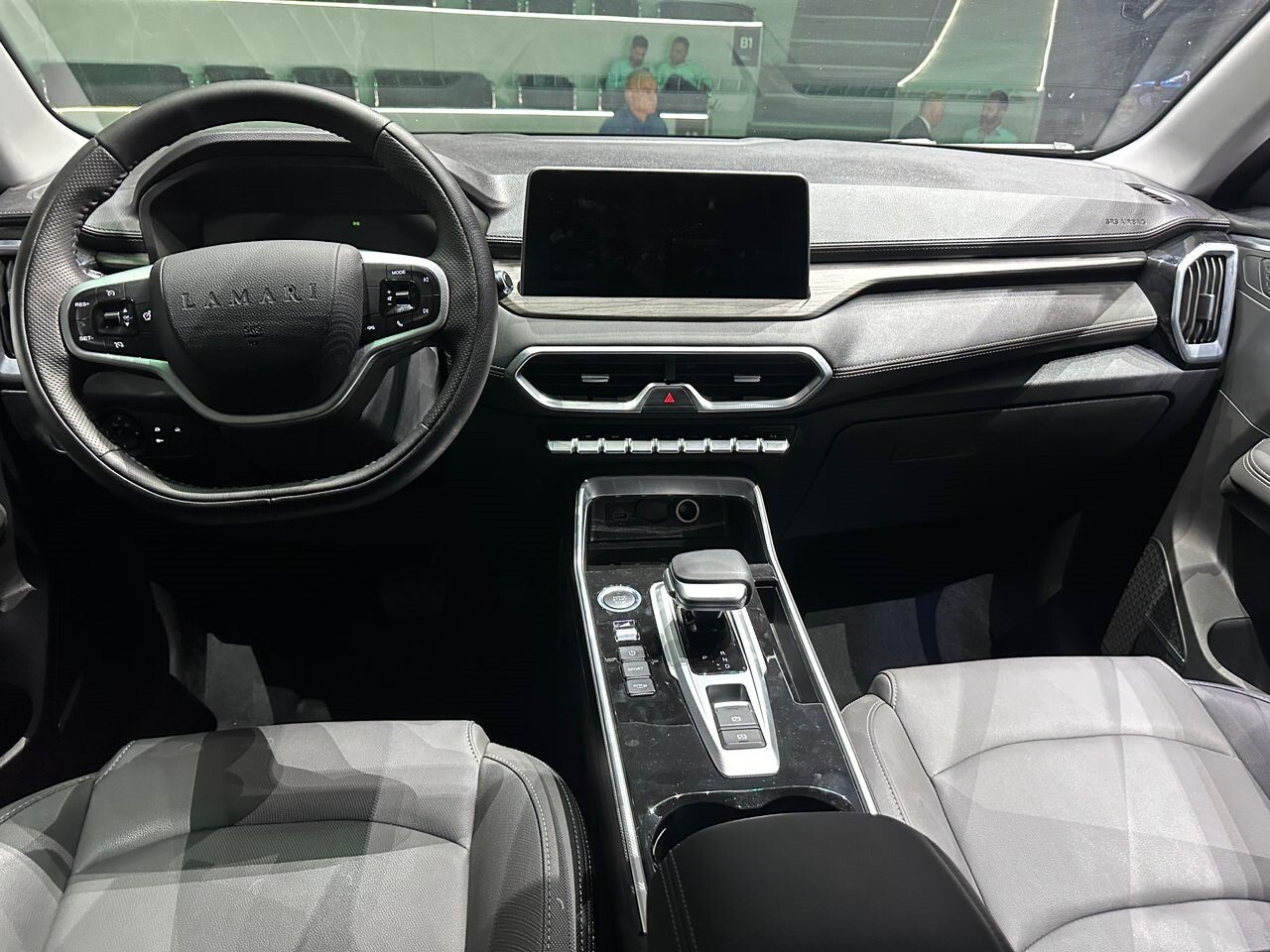 خانواده لاماری بزرگتر میشود؛ نئو و هیرکانی رونمایی شدند خانواده لاماری بزرگتر میشود؛ نئو و هیرکانی رونمایی شدند