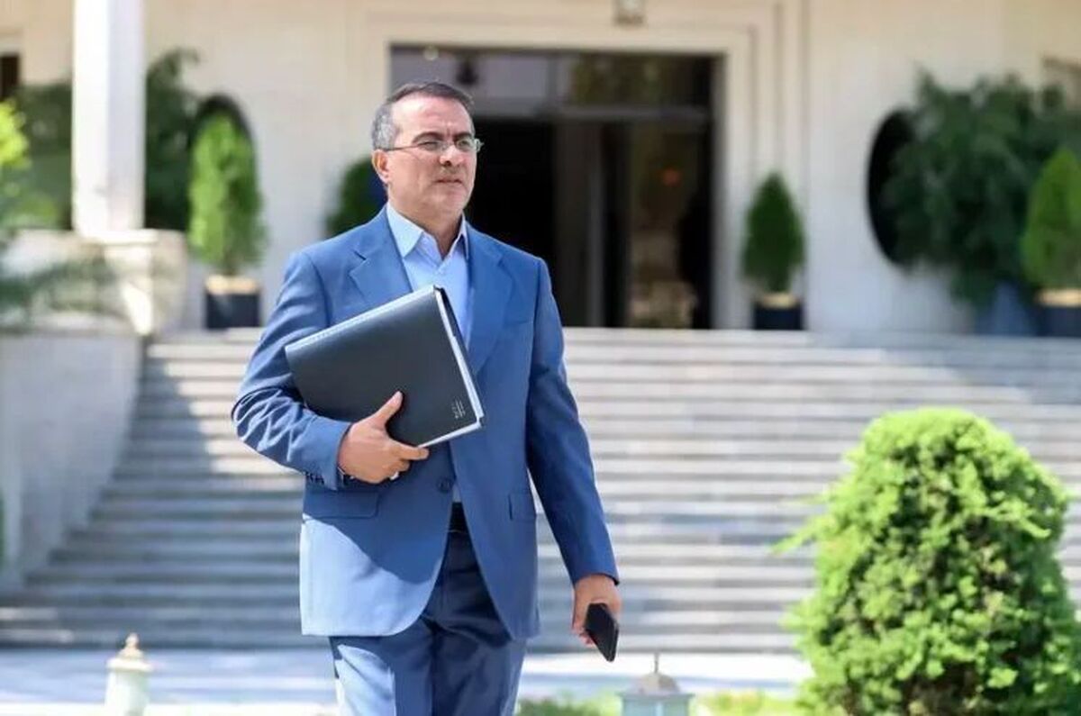 شوک بزرگ دولت به کارمندان/ معاون رئیس‌جمهور تکلیف را یکسره کرد