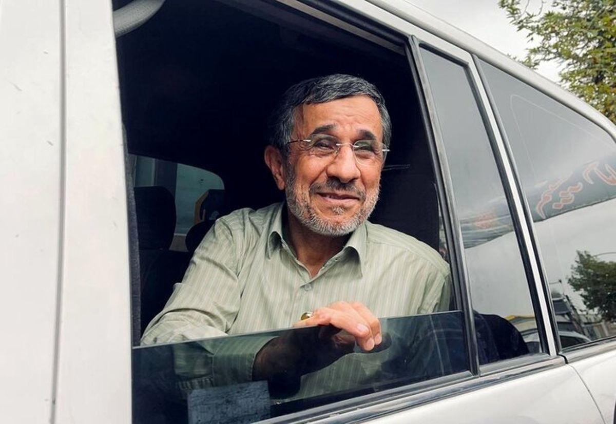 احمدی‌نژاد: ریشه تحریم به دولت‌های خاتمی و روحانی بازمی‌گردد