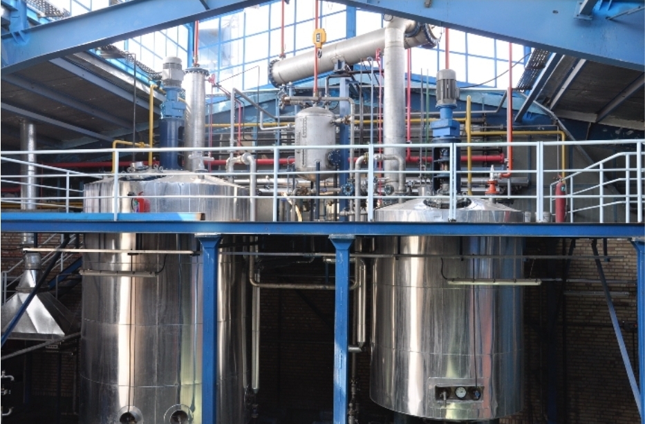 روایتی از هلدینگ | سه دهه اعتبار و تحولی درخشان در صنعت ایران روایتی از هلدینگ | سه دهه اعتبار و تحولی درخشان در صنعت ایران