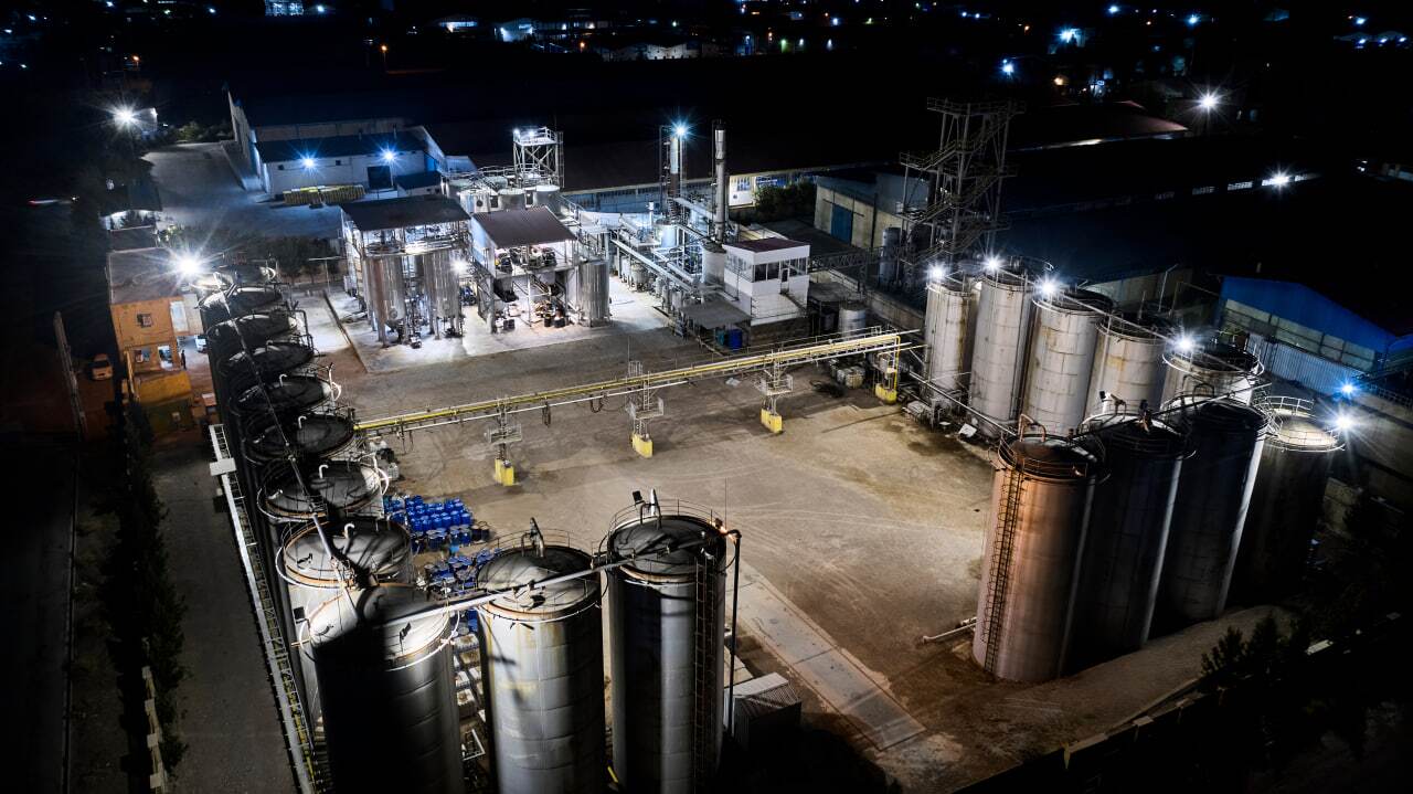 روایتی از هلدینگ | سه دهه اعتبار و تحولی درخشان در صنعت ایران روایتی از هلدینگ | سه دهه اعتبار و تحولی درخشان در صنعت ایران