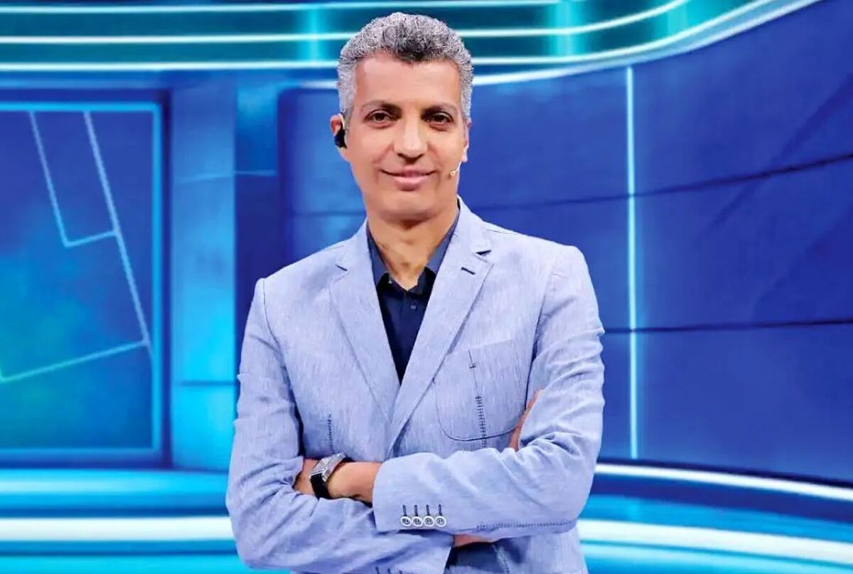 فردوسیپور: قطع فوتبال و پخش اذان برای خودشیرینی است + فیلم فردوسیپور: قطع فوتبال و پخش اذان برای خودشیرینی است + فیلم